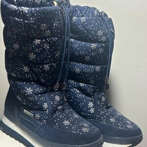 Women's Navy Snowflake Winter Boots